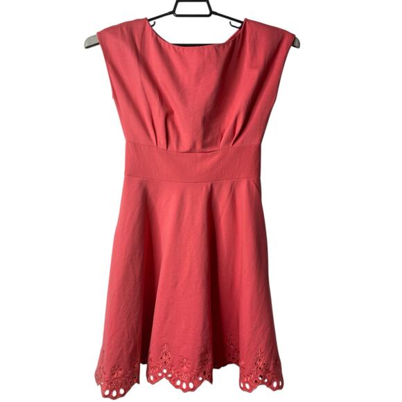 Kate Spade Fit And Flare Dress Coral Pink Eyelet Scalloped Hem Bateau Small - Picture 9 of 9